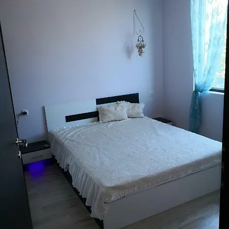 Galata Apartment Warna
